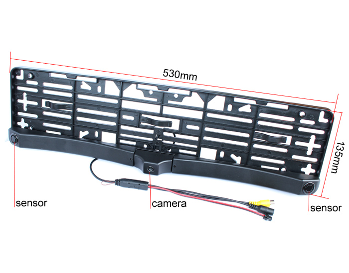 Caméra de recul dans les plaquettes de plaque d'immatriculation avec des capteurs de stationnement